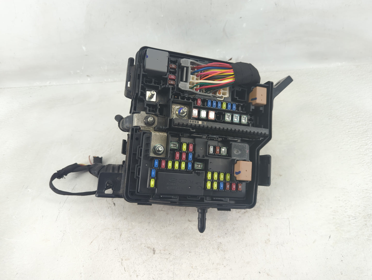 2019 Kia Sorento Fusebox Fuse Box Panel Relay Module P/N:91941-C6220 Fits OEM Used Auto Parts - Oemusedautoparts1.com