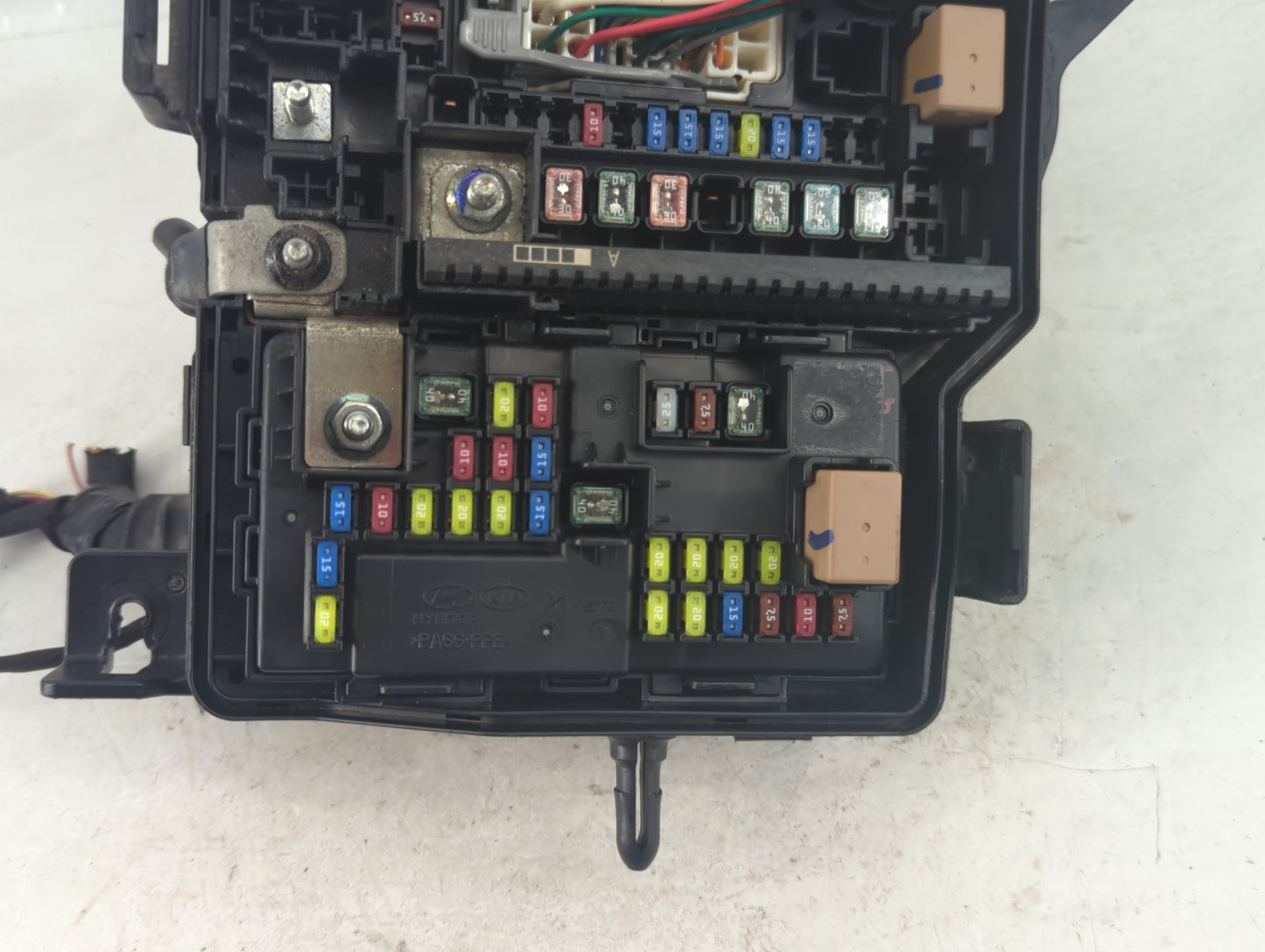 2019-2020 Kia Sorento Fusebox Fuse Box Panel Relay Module P/N:91941-C6220 Fits Fits 2019 2020 OEM Used Auto Parts - Oemuseda