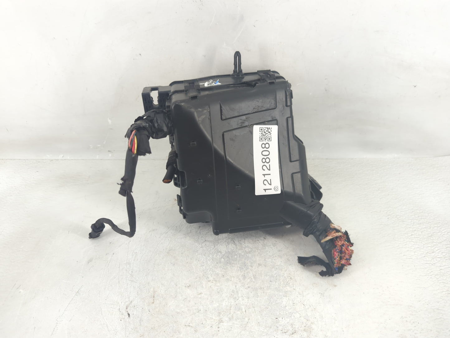 2019-2020 Kia Sorento Fusebox Fuse Box Panel Relay Module P/N:91941-C6220 Fits Fits 2019 2020 OEM Used Auto Parts - Oemuseda