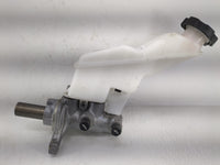 2016-2020 Kia Sorento Brake Master Cylinder - Oemusedautoparts1.com