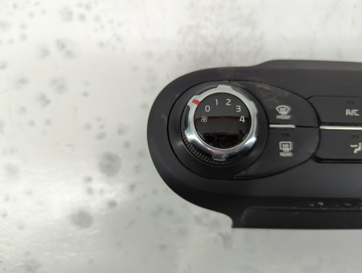 2019 Kia Sorento Climate Control Module Temperature AC/Heater Replacement Fits OEM Used Auto Parts - Oemusedautoparts1.com