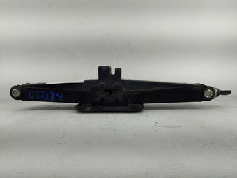 compare product 2019 Kia Sorento Spare Scissor Car Jack