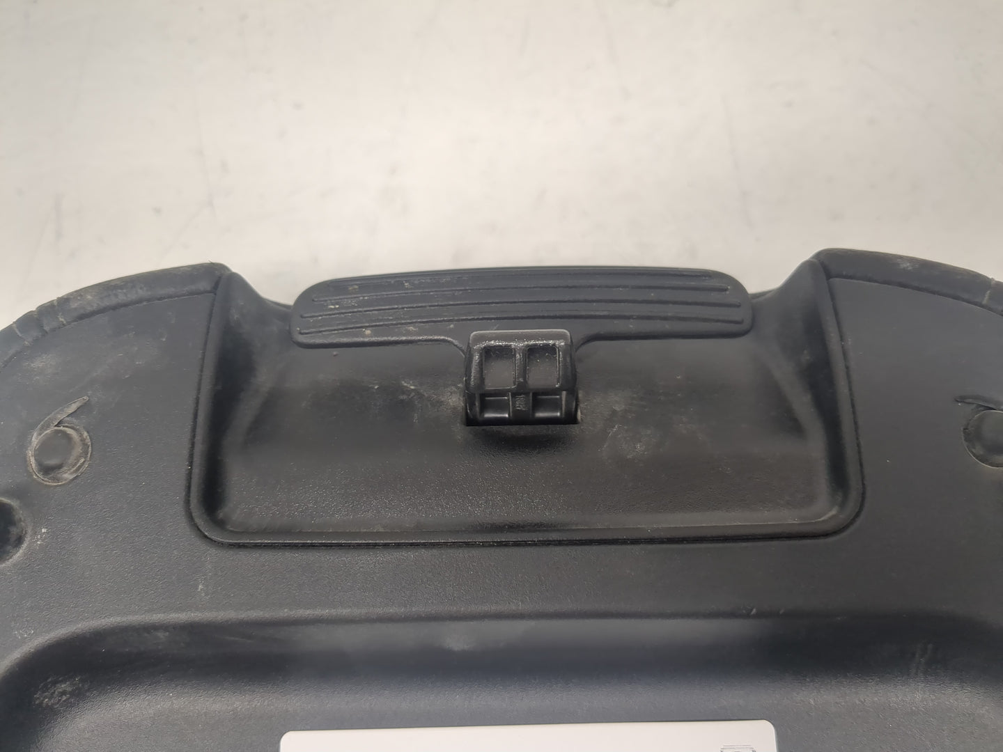 2019 Kia Sorento Center Console Armrest Cover Lid Fits OEM Used Auto Parts - Oemusedautoparts1.com
