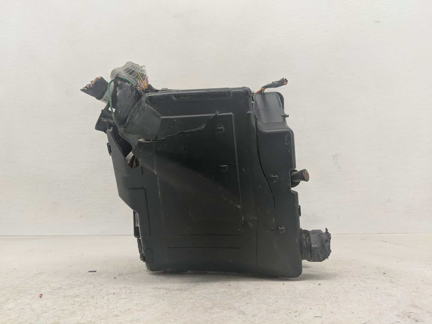 2019-2020 Kia Sorento Fusebox Fuse Box Panel Relay Module Fits Fits 2019 2020 OEM Used Auto Parts - Oemusedautoparts1.com