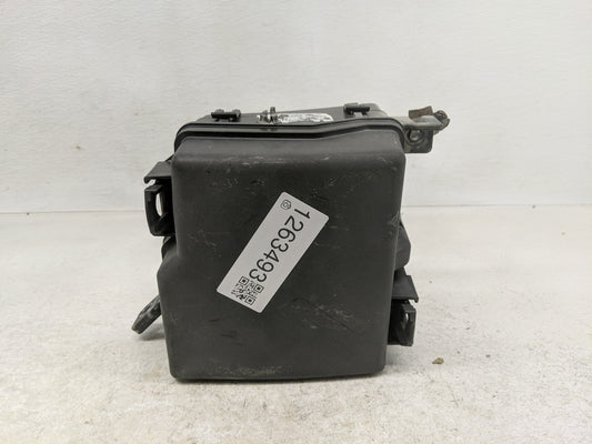 2019-2020 Kia Sorento Fusebox Fuse Box Panel Relay Module Fits Fits 2019 2020 OEM Used Auto Parts - Oemusedautoparts1.com