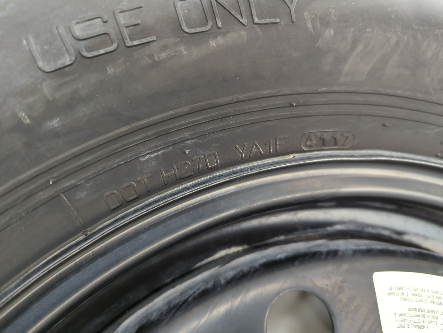 2011-2020 Kia Sorento Spare Donut Tire Wheel Rim Oem - Oemusedautoparts1.com