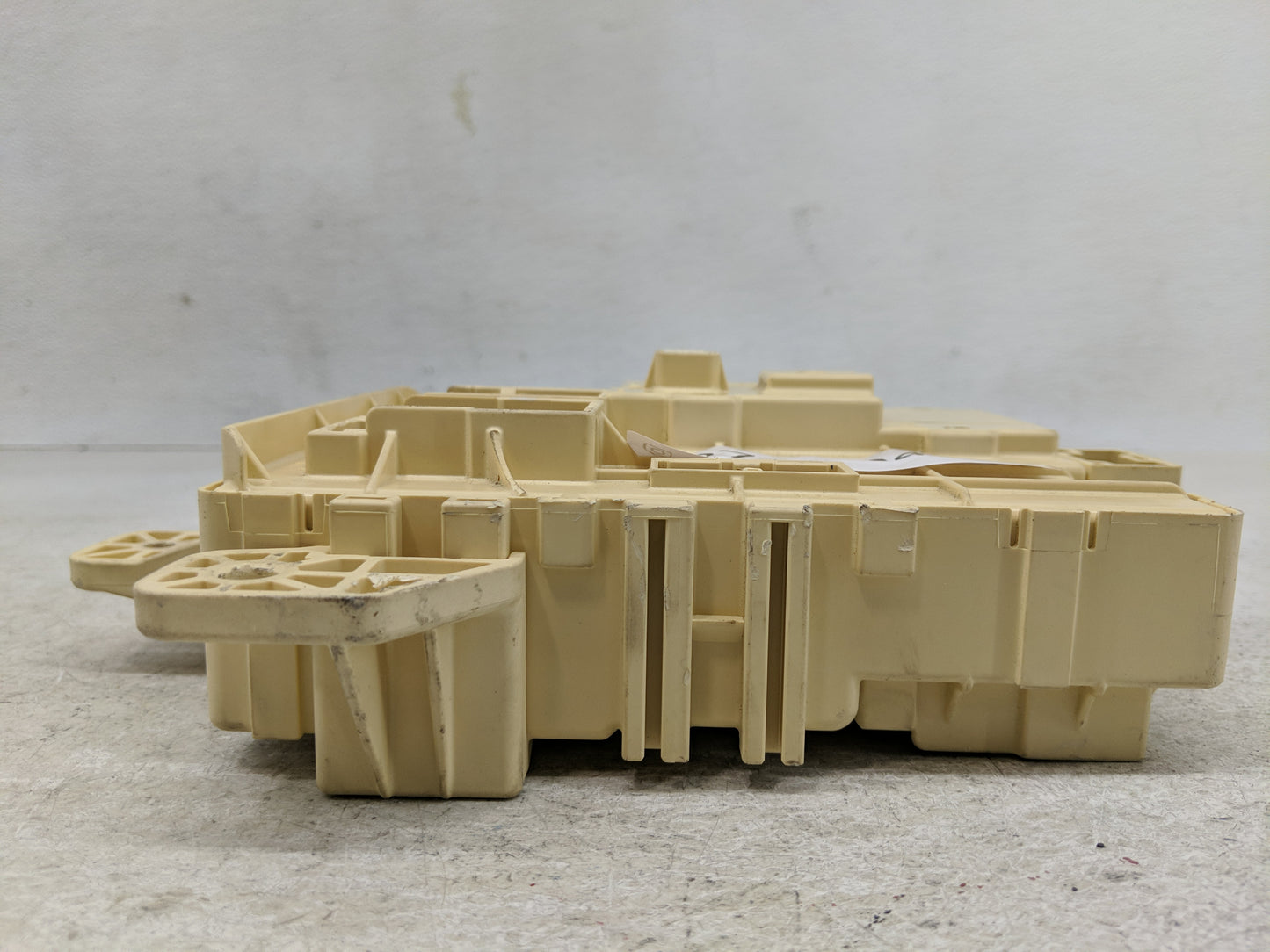 2019-2020 Kia Sorento Fusebox Fuse Box Panel Relay Module P/N:91950-C6545 Fits Fits 2019 2020 OEM Used Auto Parts - Oemuseda