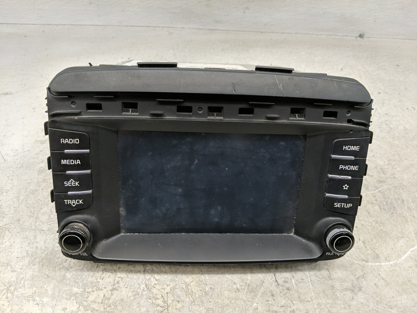 2019-2020 Kia Sorento Radio AM FM Cd Player Receiver Replacement P/N:96160C6NB0WK Fits Fits 2019 2020 OEM Used Auto Parts - 