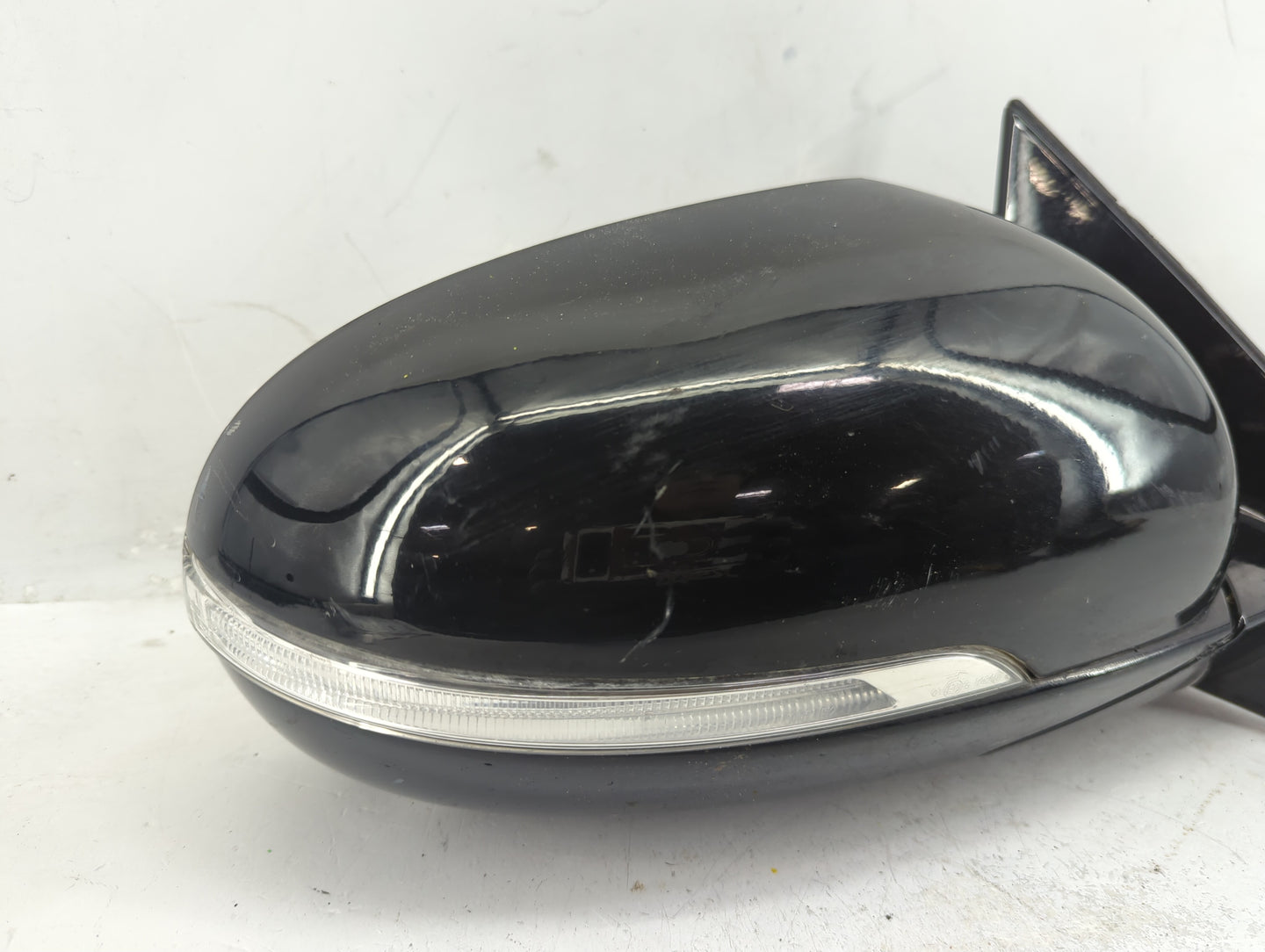 2017-2020 Kia Sorento Passenger Side View Mirror - Right Door Mirror OEM Used - Oemusedautoparts1.com