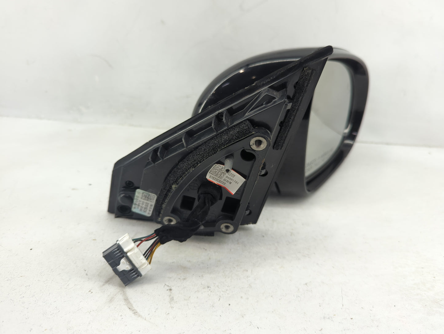 2017-2020 Kia Sorento Passenger Side View Mirror - Right Door Mirror OEM Used - Oemusedautoparts1.com