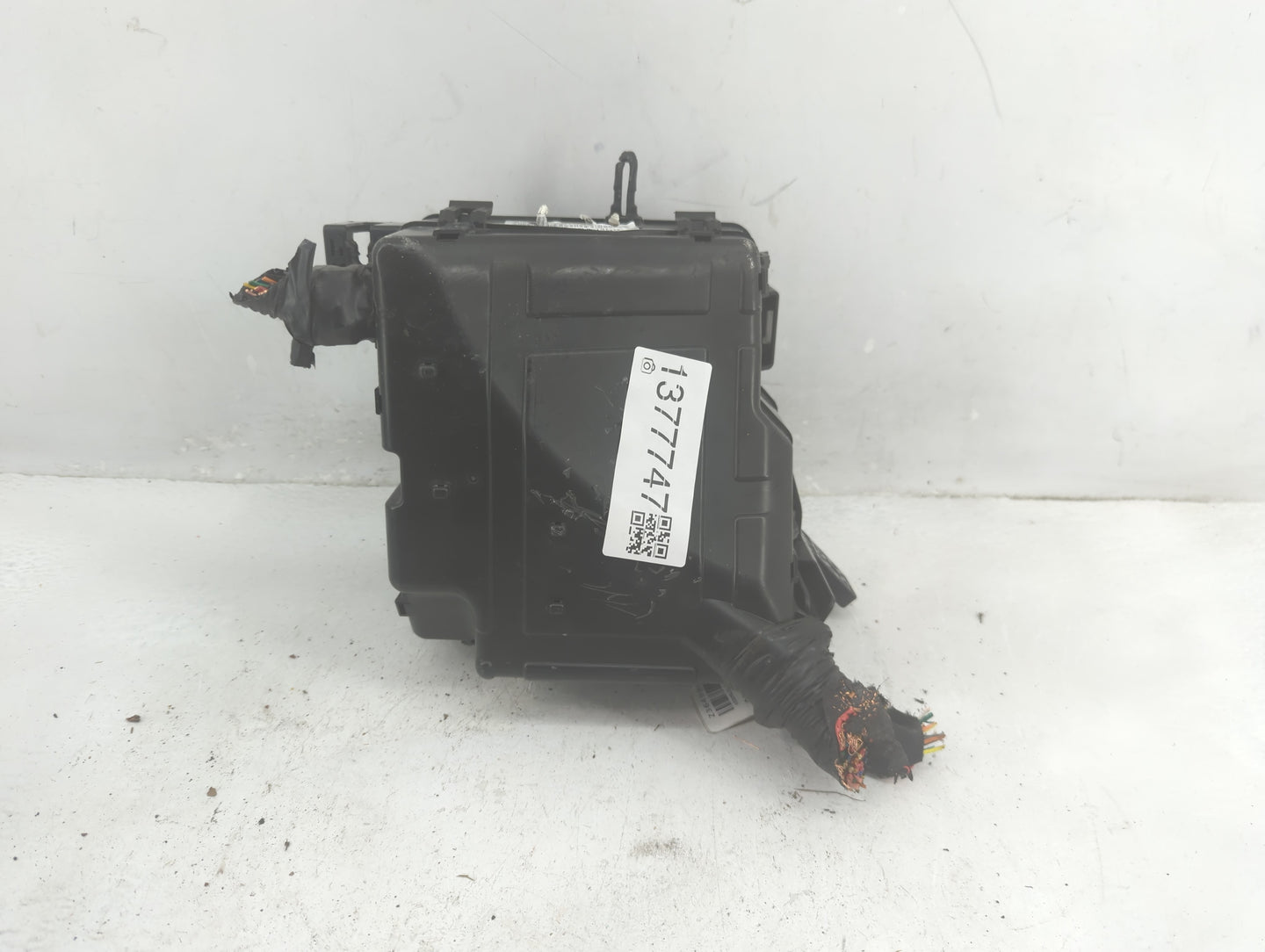 2019-2020 Kia Sorento Fusebox Fuse Box Panel Relay Module P/N:91941-C6220 Fits Fits 2019 2020 OEM Used Auto Parts - Oemuseda