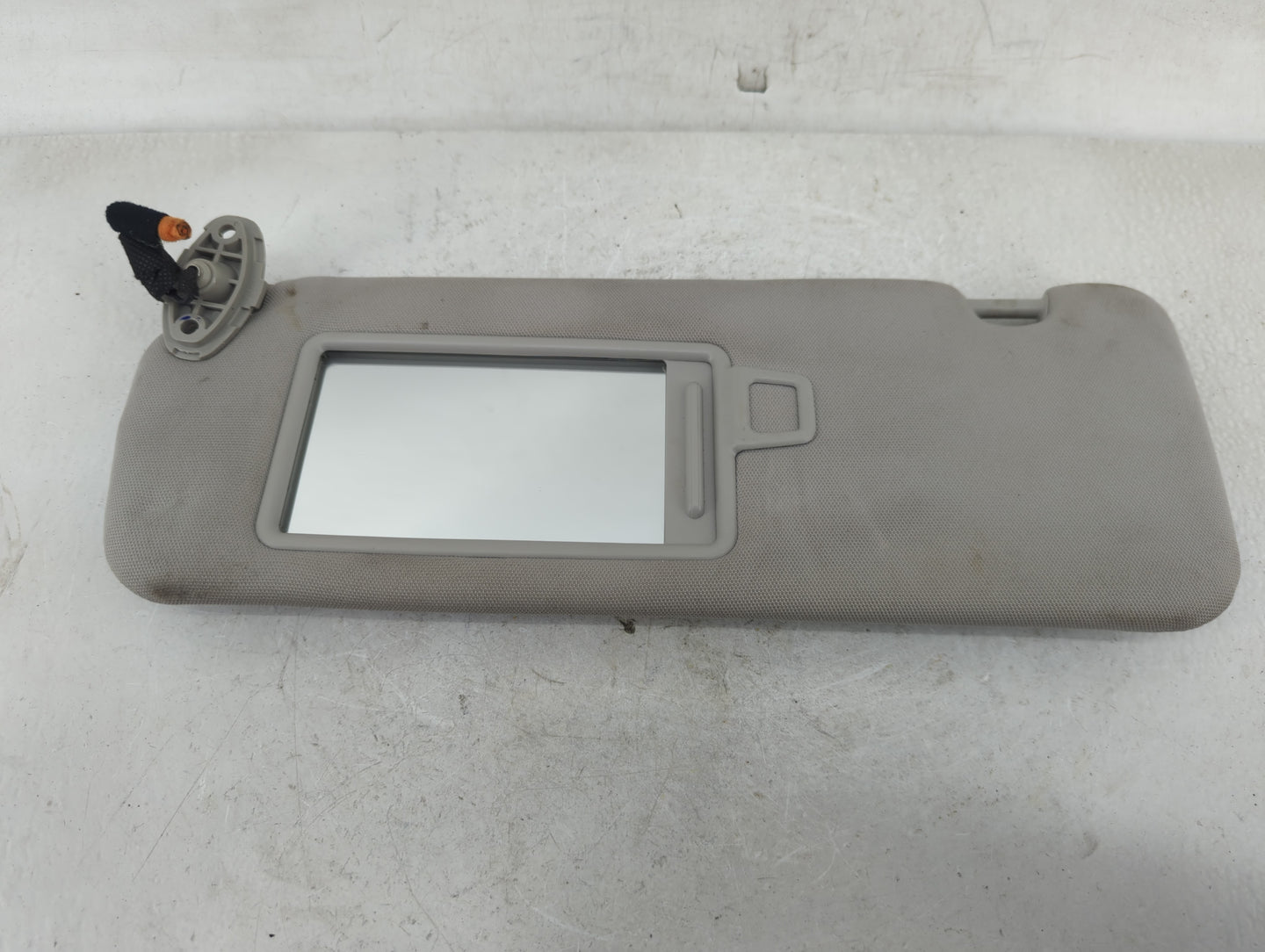 2016-2020 Kia Sorento Sun Visor Shade Replacement Driver Left Mirror Fits Fits 2016 2017 2018 2019 2020 OEM Used Auto Parts 