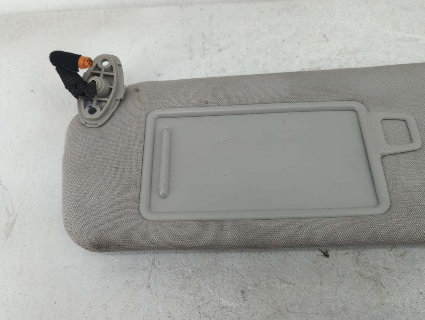 2016-2020 Kia Sorento Sun Visor Shade Replacement Driver Left Mirror Fits Fits 2016 2017 2018 2019 2020 OEM Used Auto Parts 