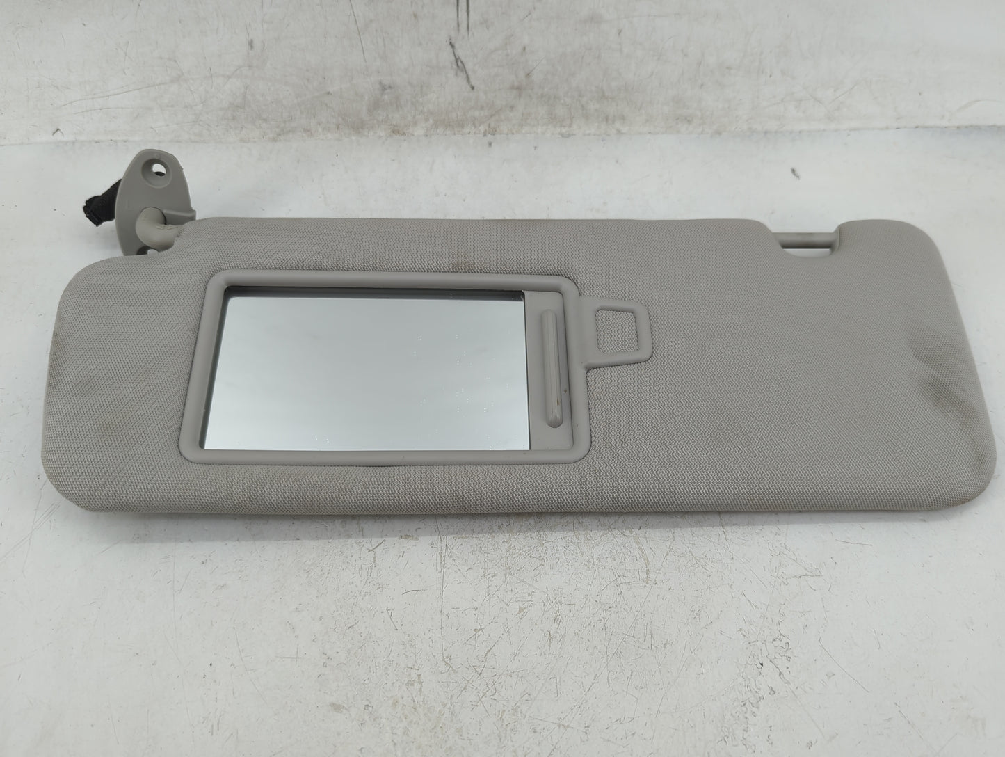 2016-2020 Kia Sorento Sun Visor Shade Replacement Driver Left Mirror Fits Fits 2016 2017 2018 2019 2020 OEM Used Auto Parts 
