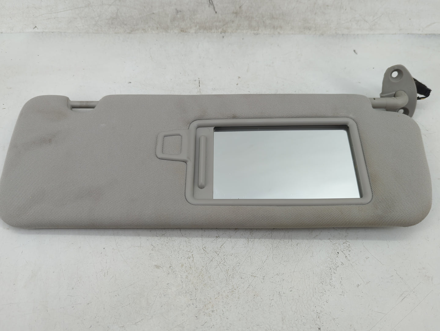 2016-2020 Kia Sorento Sun Visor Shade Replacement Passenger Right Mirror Fits Fits 2016 2017 2018 2019 2020 OEM Used Auto Pa
