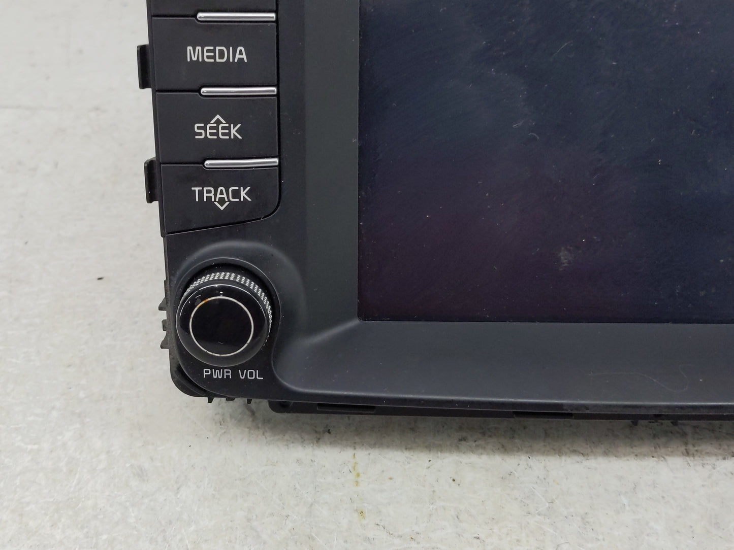 2019-2020 Kia Sorento Radio AM FM Cd Player Receiver Replacement P/N:96160C6NB0WK Fits Fits 2019 2020 OEM Used Auto Parts - 