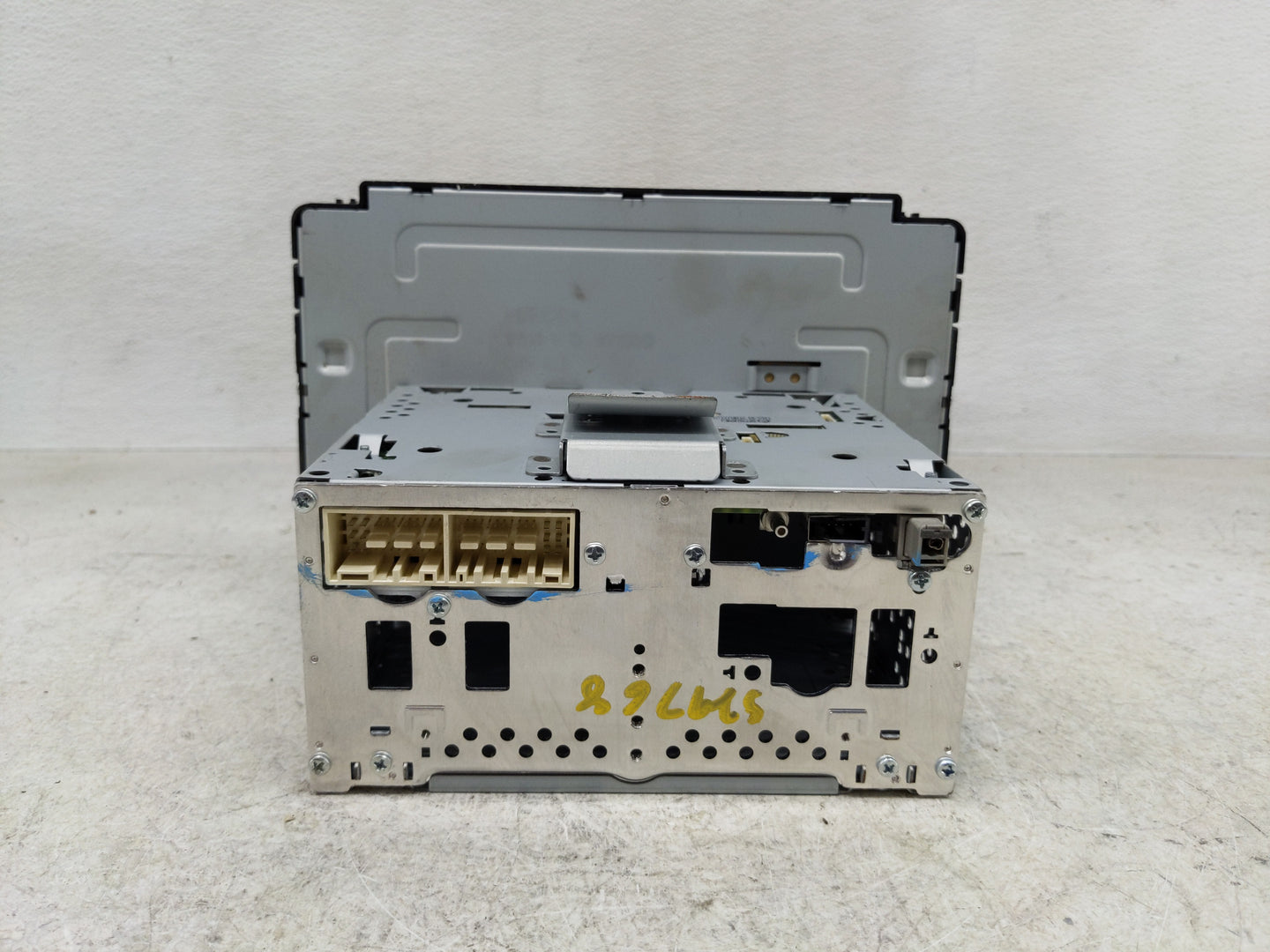 2019-2020 Kia Sorento Radio AM FM Cd Player Receiver Replacement P/N:96160C6NB0WK Fits Fits 2019 2020 OEM Used Auto Parts - 