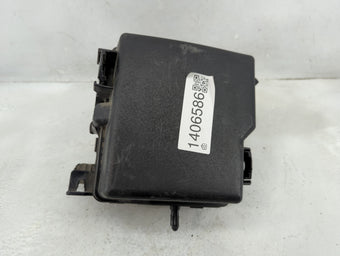 compare product 2019-2020 Kia Sorento Fusebox Fuse Box Panel Relay Module Fits Fits 2019 2020 OEM Used Auto Parts