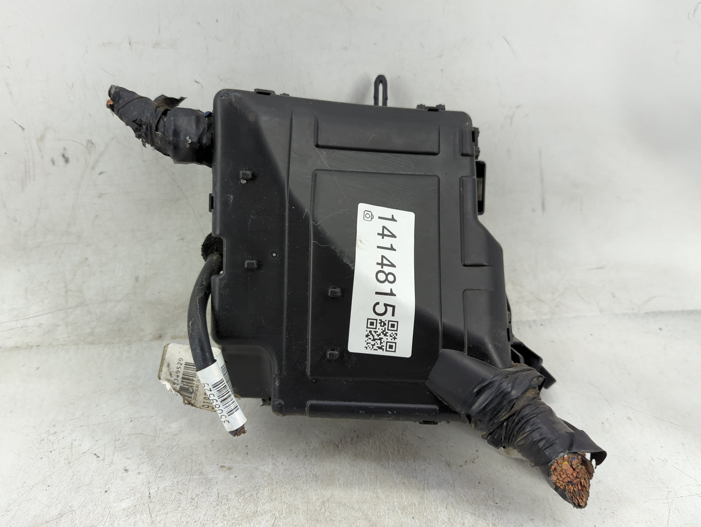 2019-2020 Kia Sorento Fusebox Fuse Box Panel Relay Module P/N:91959-C6300 Fits Fits 2019 2020 OEM Used Auto Parts - Oemuseda