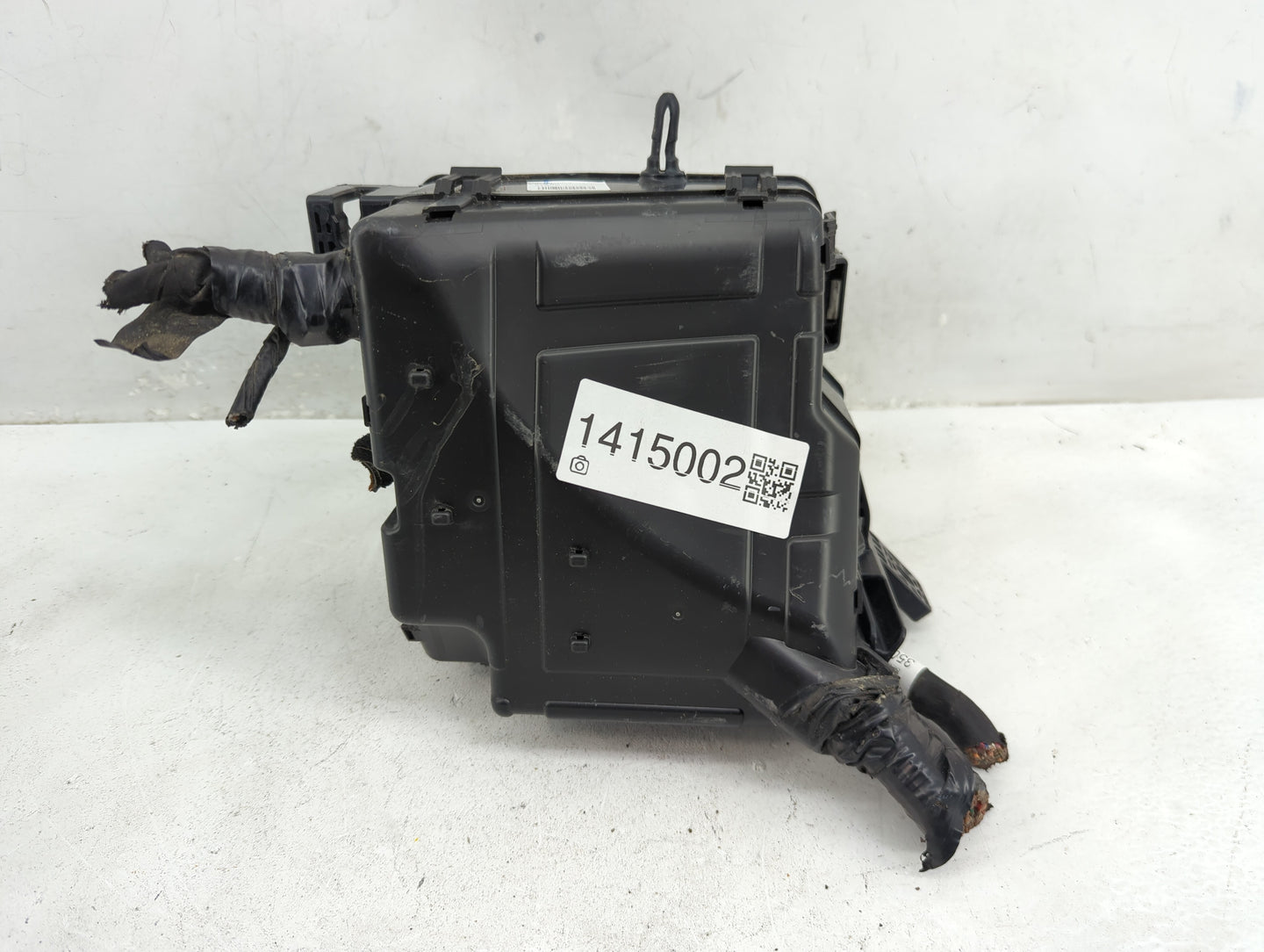 2019-2020 Kia Sorento Fusebox Fuse Box Panel Relay Module P/N:91941-C6220 Fits Fits 2019 2020 OEM Used Auto Parts - Oemuseda
