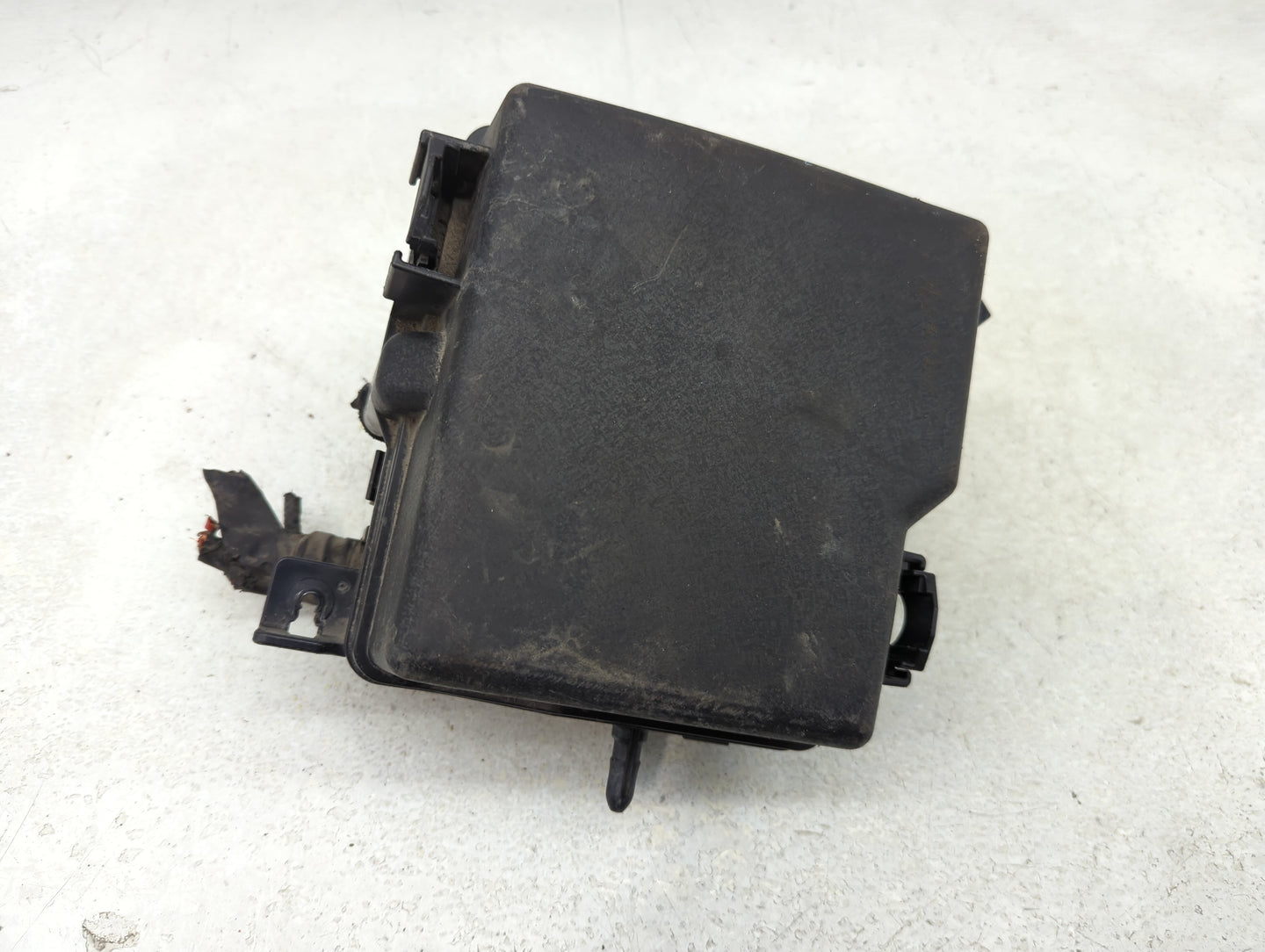 2019-2020 Kia Sorento Fusebox Fuse Box Panel Relay Module P/N:91941-C6220 Fits Fits 2019 2020 OEM Used Auto Parts - Oemuseda