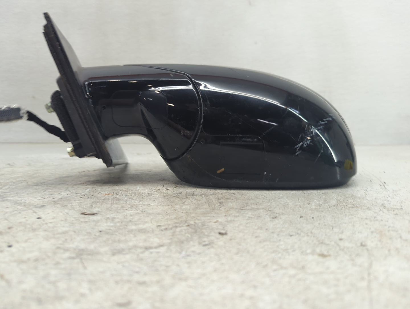 2017-2020 Kia Sorento Driver Side View Mirror - Left Door Mirror OEM Used - Oemusedautoparts1.com