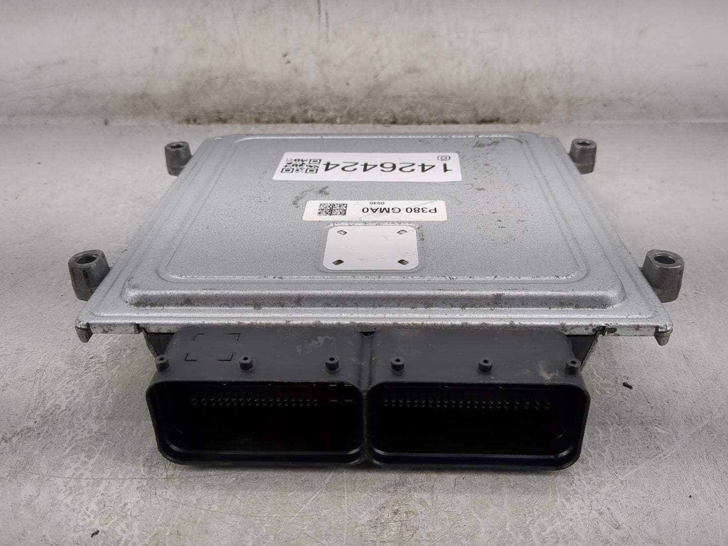 2019-2020 Kia Sorento PCM Engine Control Computer ECU ECM PCU OEM P/N:39173-2GMA0 39172-2GMA0 Fits Fits 2019 2020 OEM Used A