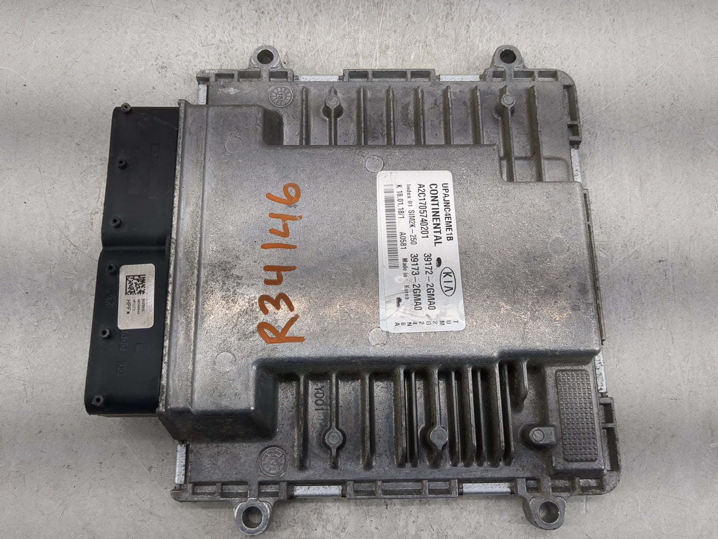 2019-2020 Kia Sorento PCM Engine Control Computer ECU ECM PCU OEM P/N:39173-2GMA0 39172-2GMA0 Fits Fits 2019 2020 OEM Used A