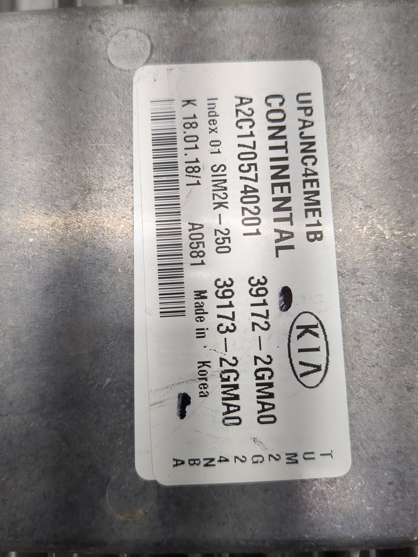 2019-2020 Kia Sorento PCM Engine Control Computer ECU ECM PCU OEM P/N:39173-2GMA0 39172-2GMA0 Fits Fits 2019 2020 OEM Used A