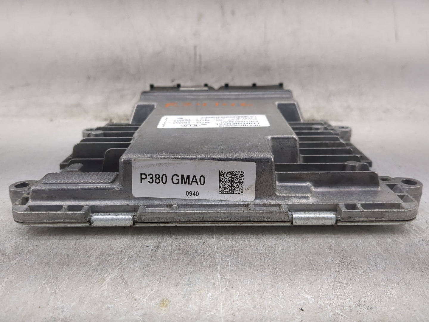 2019-2020 Kia Sorento PCM Engine Control Computer ECU ECM PCU OEM P/N:39173-2GMA0 39172-2GMA0 Fits Fits 2019 2020 OEM Used A