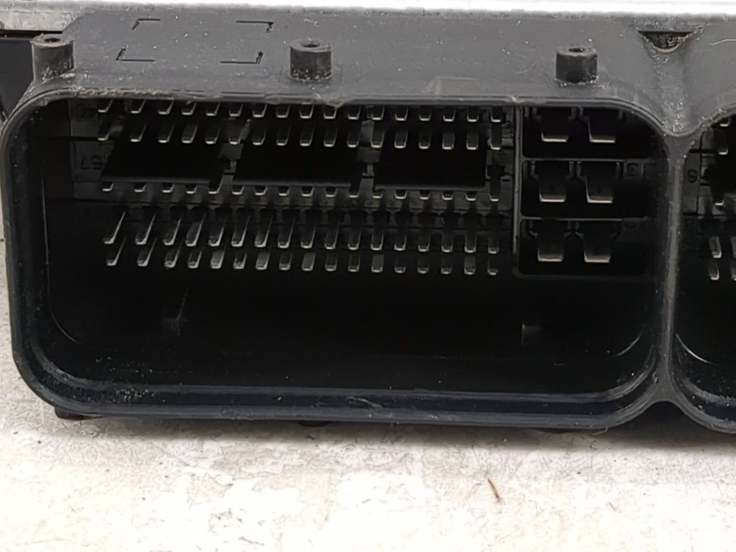 2019-2020 Kia Sorento PCM Engine Control Computer ECU ECM PCU OEM P/N:39199-2G051 Fits Fits 2019 2020 OEM Used Auto Parts - 