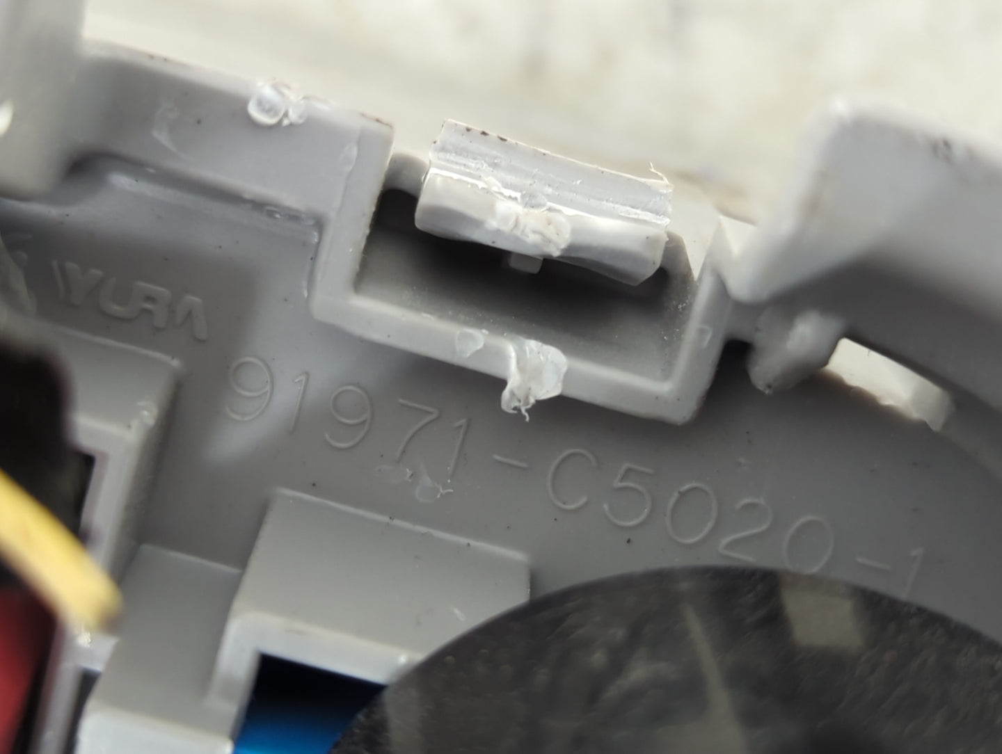 2019-2020 Kia Sorento Fusebox Fuse Box Panel Relay Module P/N:91971-C5020 Fits Fits 2019 2020 OEM Used Auto Parts - Oemuseda