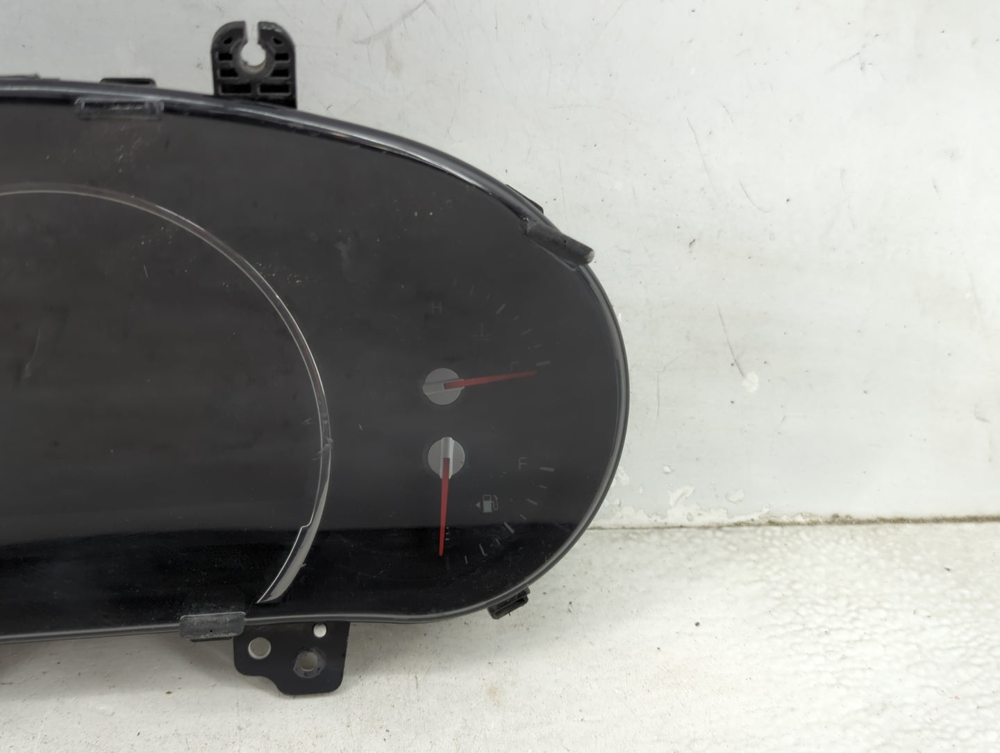 2019-2020 Kia Sorento Instrument Cluster Speedometer Gauges P/N:94031-C6AR0 P265XAR0, TN157590-63711H Miles: Fits Fits 2019 