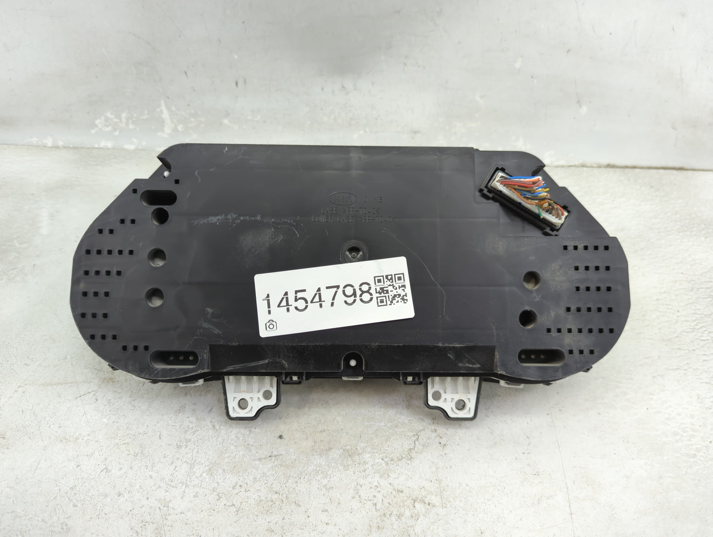 2019-2020 Kia Sorento Instrument Cluster Speedometer Gauges P/N:94031-C6AR0 P265XAR0, TN157590-63711H Miles: Fits Fits 2019 