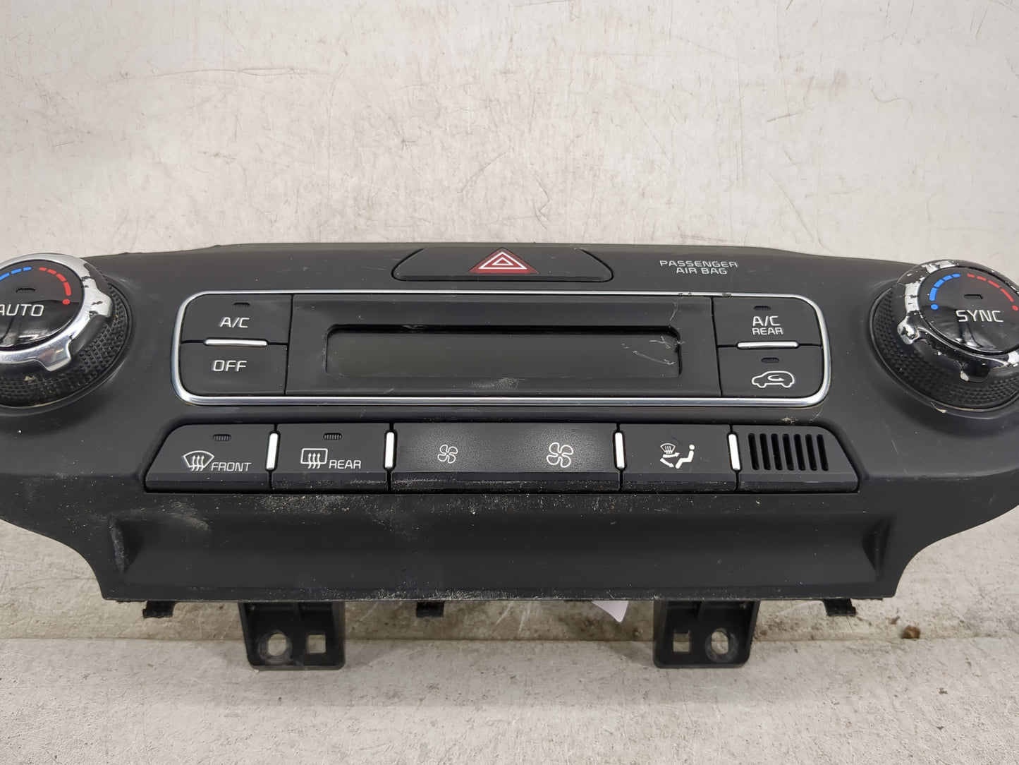 2019 Kia Sorento Climate Control Module Temperature AC/Heater Replacement P/N:97250-C6XXX 97250-C5XXX Fits OEM Used Auto Par