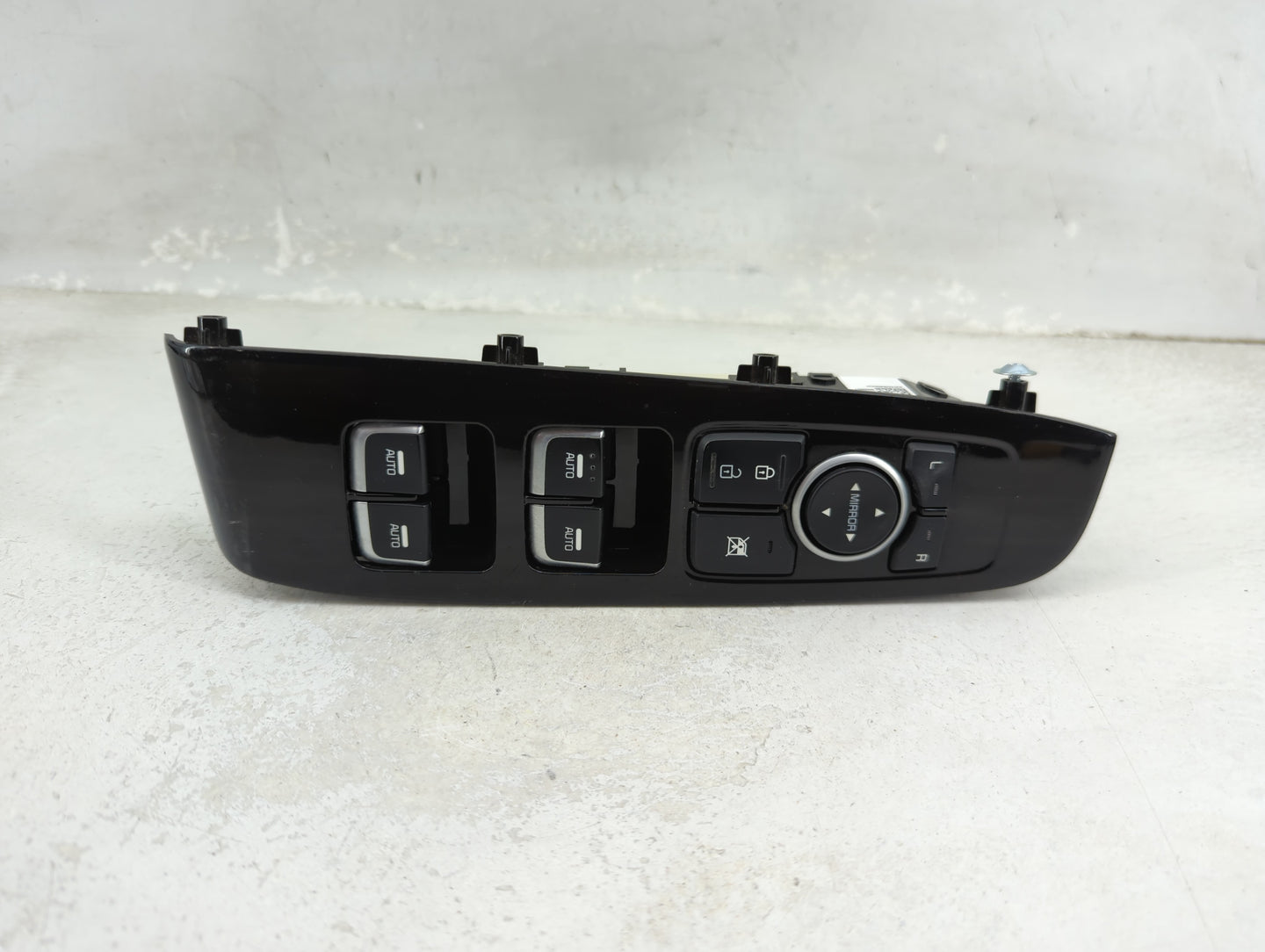 2019-2020 Kia Sorento Master Power Window Switch Replacement Driver Side Left Fits Fits 2019 2020 OEM Used Auto Parts - Oemu