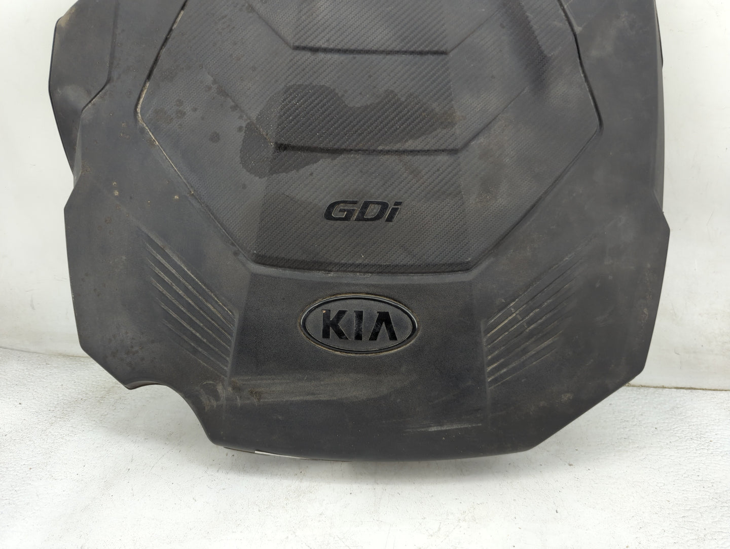 2019 Kia Sorento Engine Cover Black - Oemusedautoparts1.com