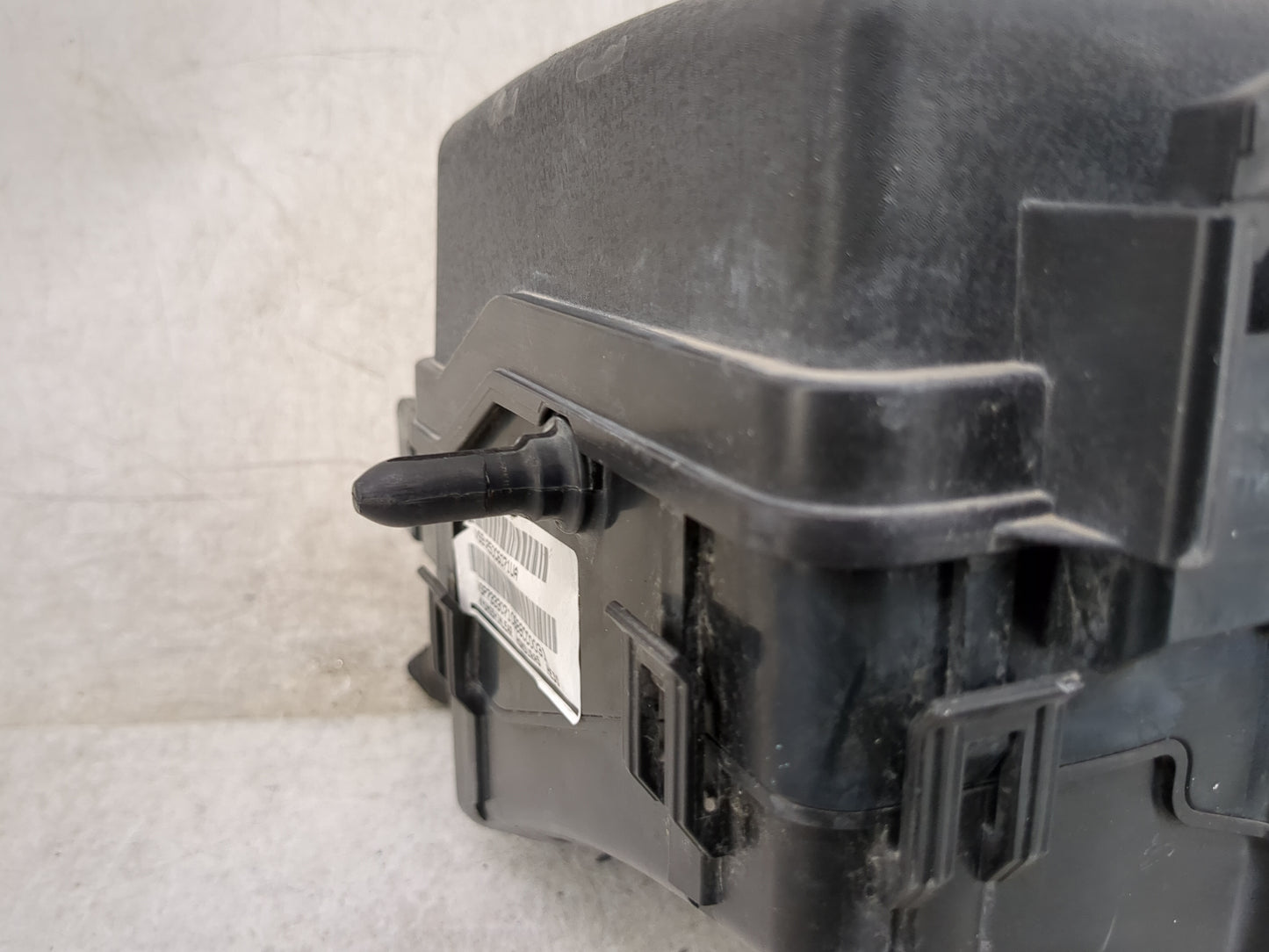 2019-2020 Kia Sorento Fusebox Fuse Box Panel Relay Module P/N:TQP73330710688CC0031 Fits Fits 2019 2020 OEM Used Auto Parts -