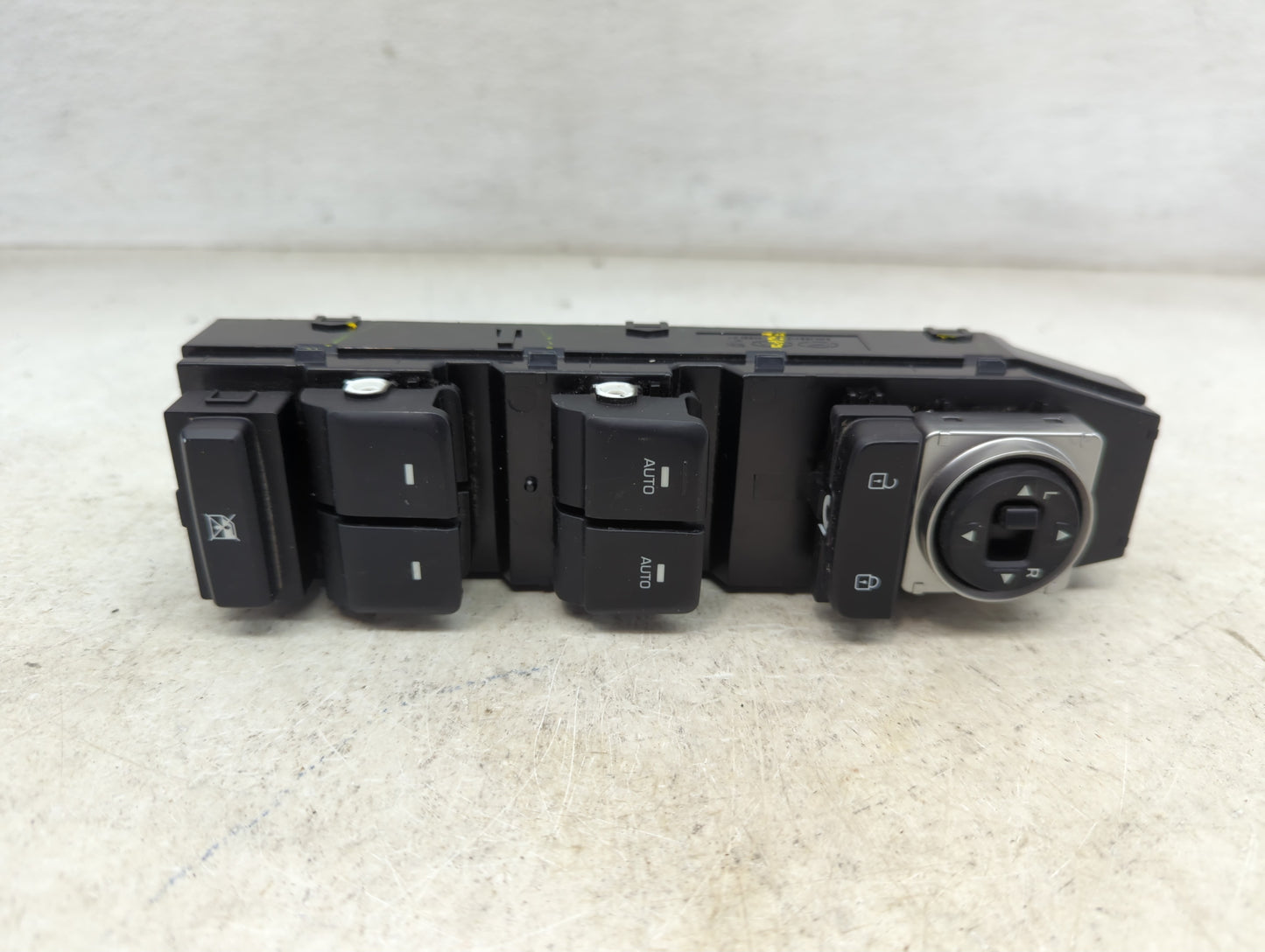 2019-2020 Kia Sorento Master Power Window Switch Replacement Driver Side Left P/N:93570C1125ZL5 180511CP1A1000060 Fits OEM U