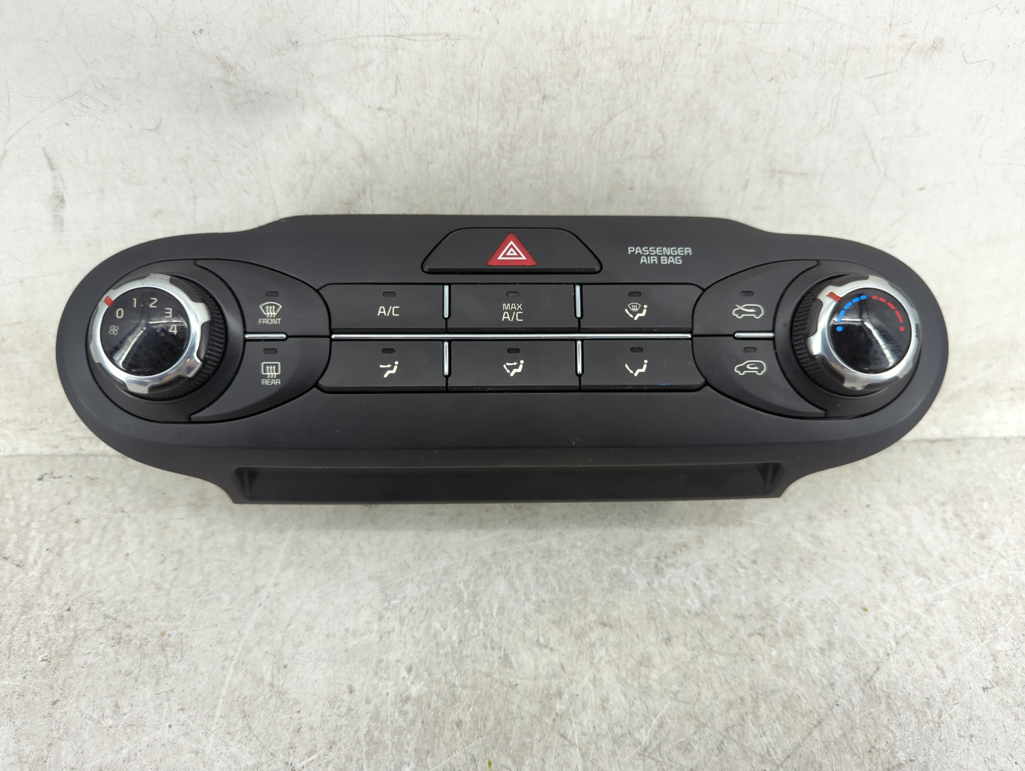 2019 Kia Sorento Climate Control Module Temperature AC/Heater Replacement P/N:97250-C6040 Fits OEM Used Auto Parts - Oemused