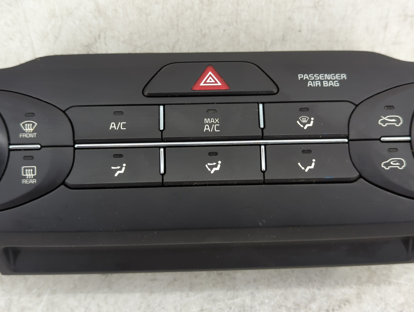 2019 Kia Sorento Climate Control Module Temperature AC/Heater Replacement P/N:97250-C6040 Fits OEM Used Auto Parts - Oemused
