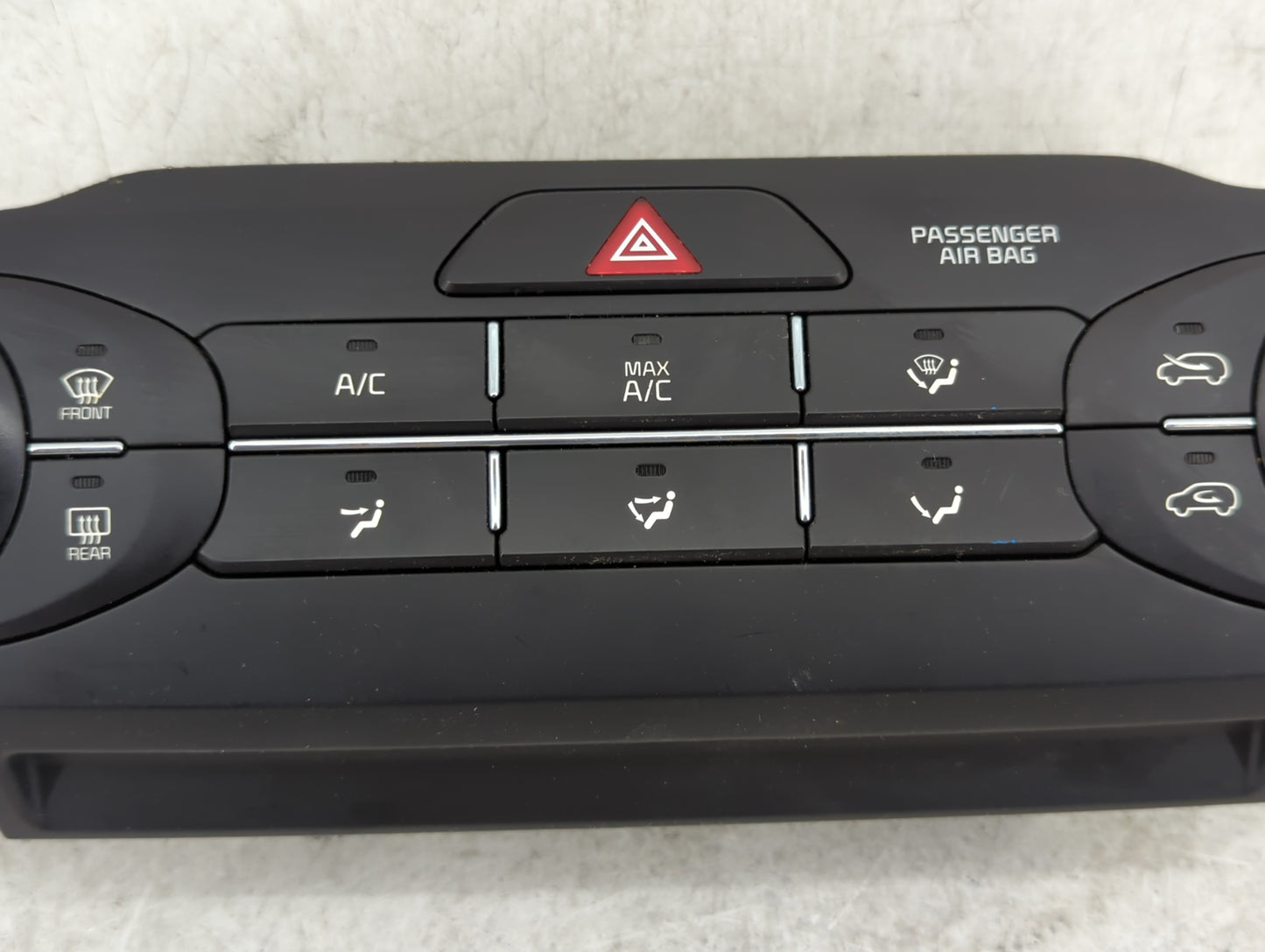 2019 Kia Sorento Climate Control Module Temperature AC/Heater Replacement P/N:97250-C6040 Fits OEM Used Auto Parts - Oemused