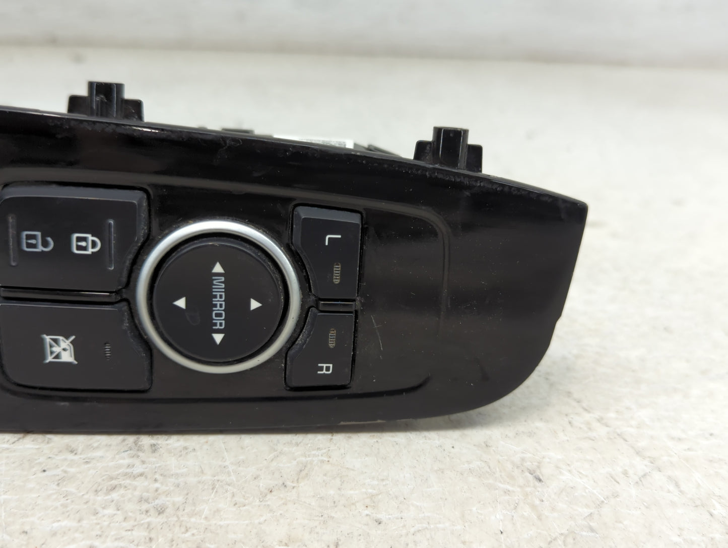 2019-2020 Kia Sorento Master Power Window Switch Replacement Driver Side Left P/N:93570C6BA0KH Q93P93570C6BA0KH Fits OEM Use