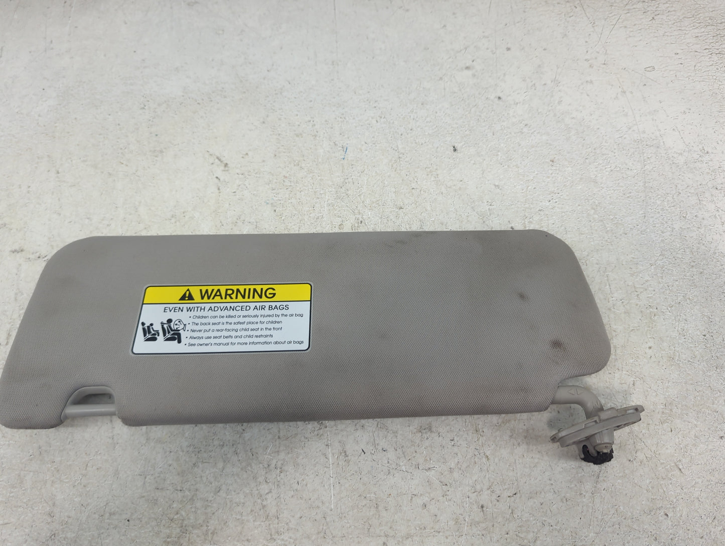 2016-2020 Kia Sorento Sun Visor Shade Replacement Passenger Right Mirror Fits Fits 2016 2017 2018 2019 2020 OEM Used Auto Pa