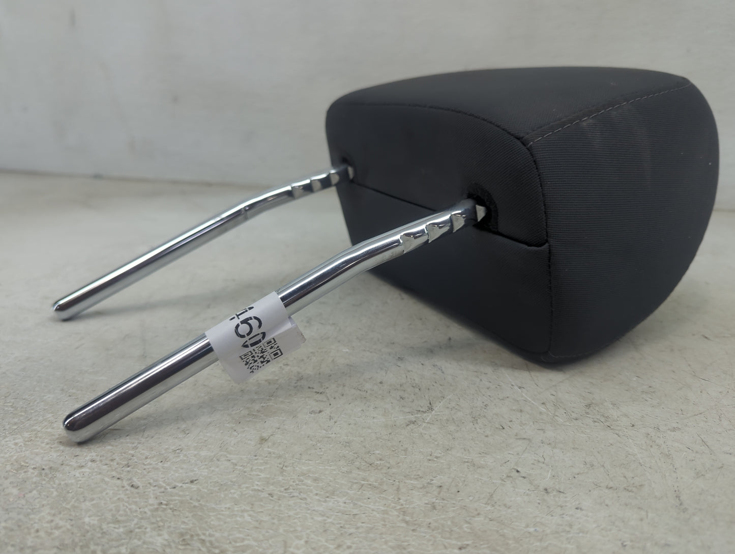 2019 Kia Sorento Headrest Head Rest Front Driver Seat Black 1472460 - Oemusedautoparts1.com