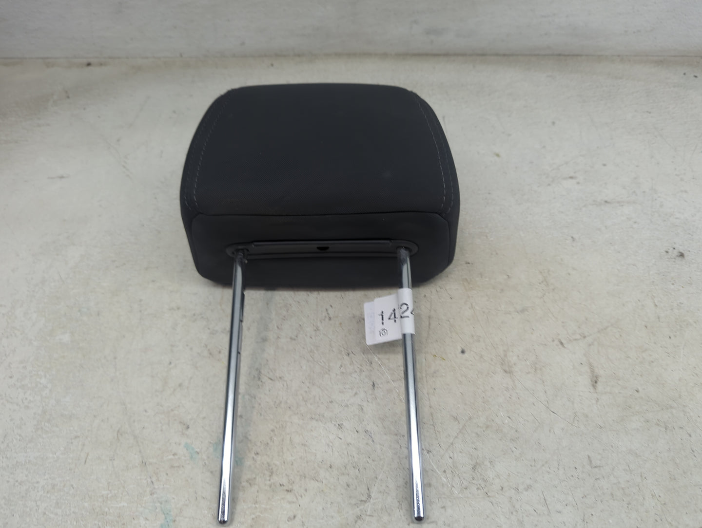 2019 Kia Sorento Headrest Head Rest Front Driver Passenger Seat Fits OEM Used Auto Parts - Oemusedautoparts1.com