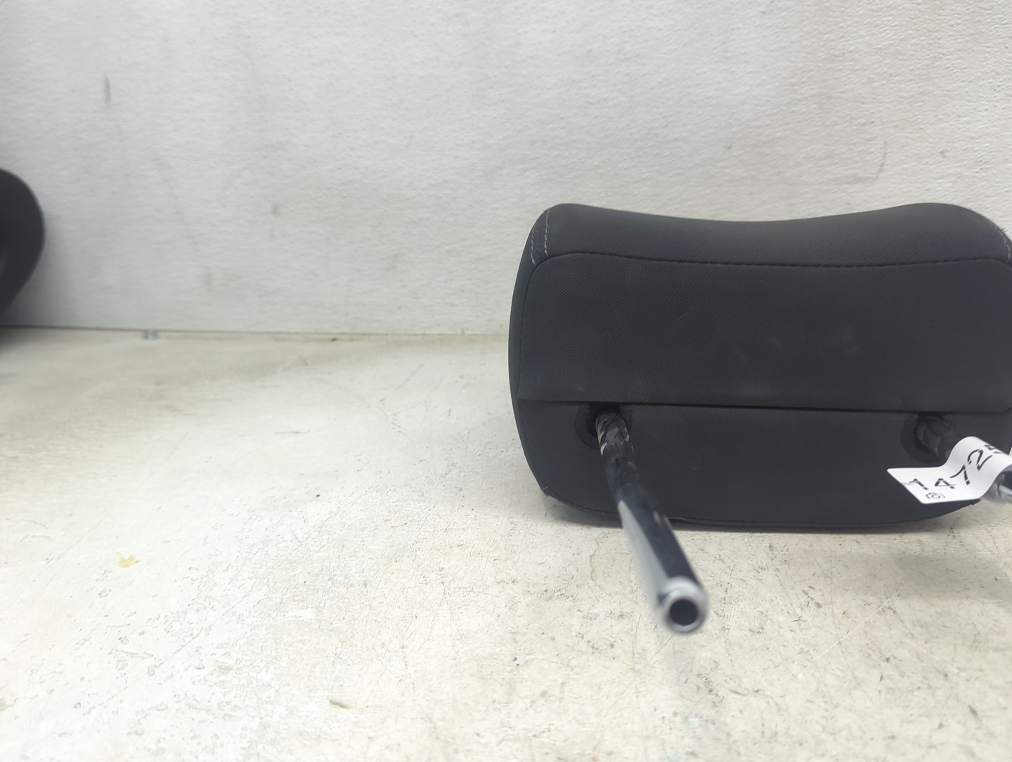 2019 Kia Sorento Headrest Head Rest Front Driver Passenger Seat Fits OEM Used Auto Parts - Oemusedautoparts1.com