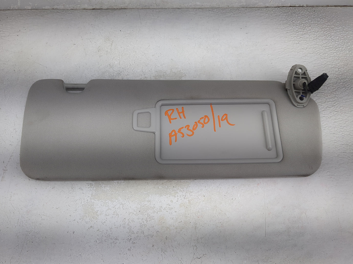 2016-2020 Kia Sorento Sun Visor Shade Replacement Passenger Right Mirror Fits Fits 2016 2017 2018 2019 2020 OEM Used Auto Pa
