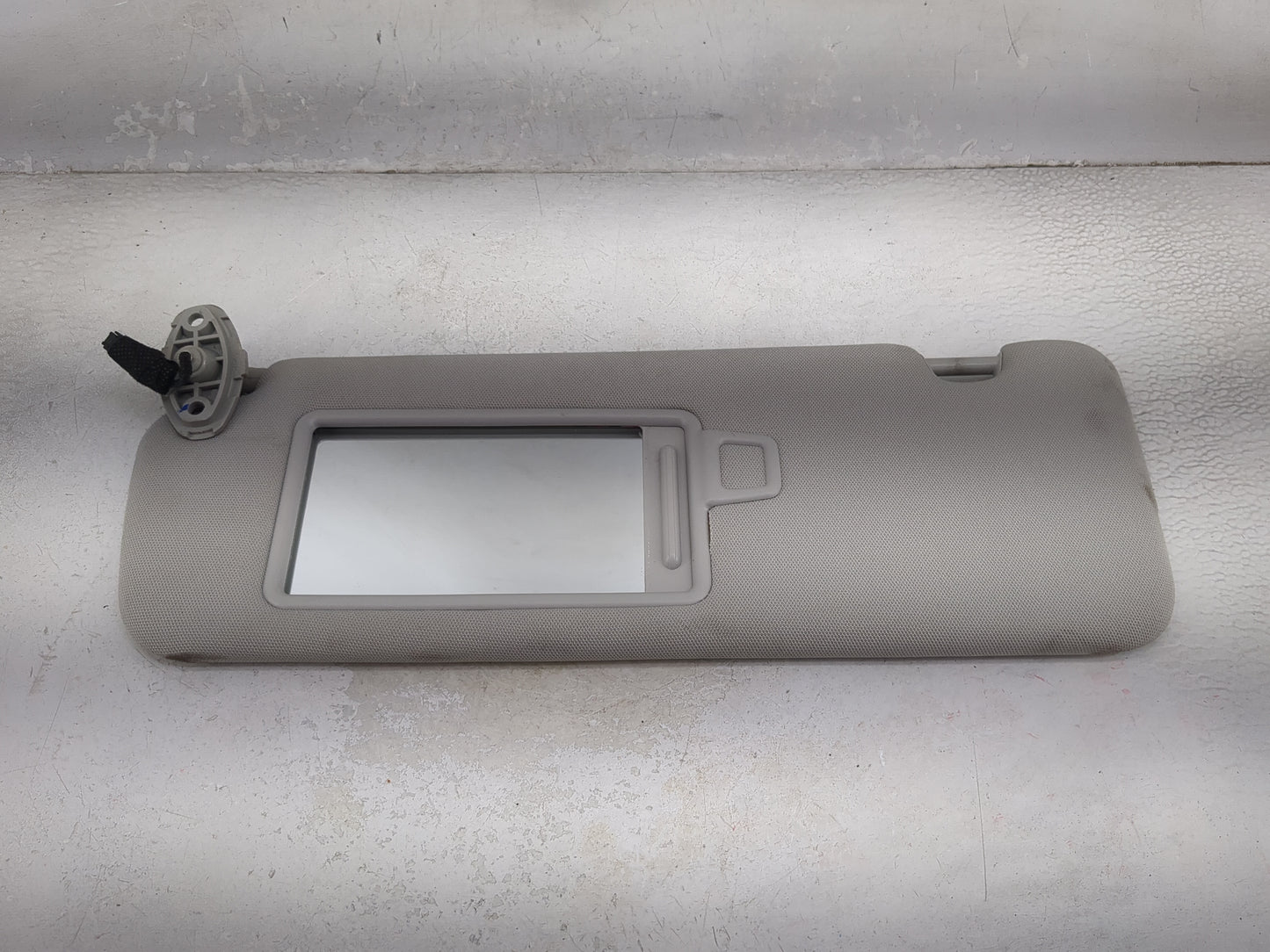 2016-2020 Kia Sorento Sun Visor Shade Replacement Driver Left Mirror Fits Fits 2016 2017 2018 2019 2020 OEM Used Auto Parts 