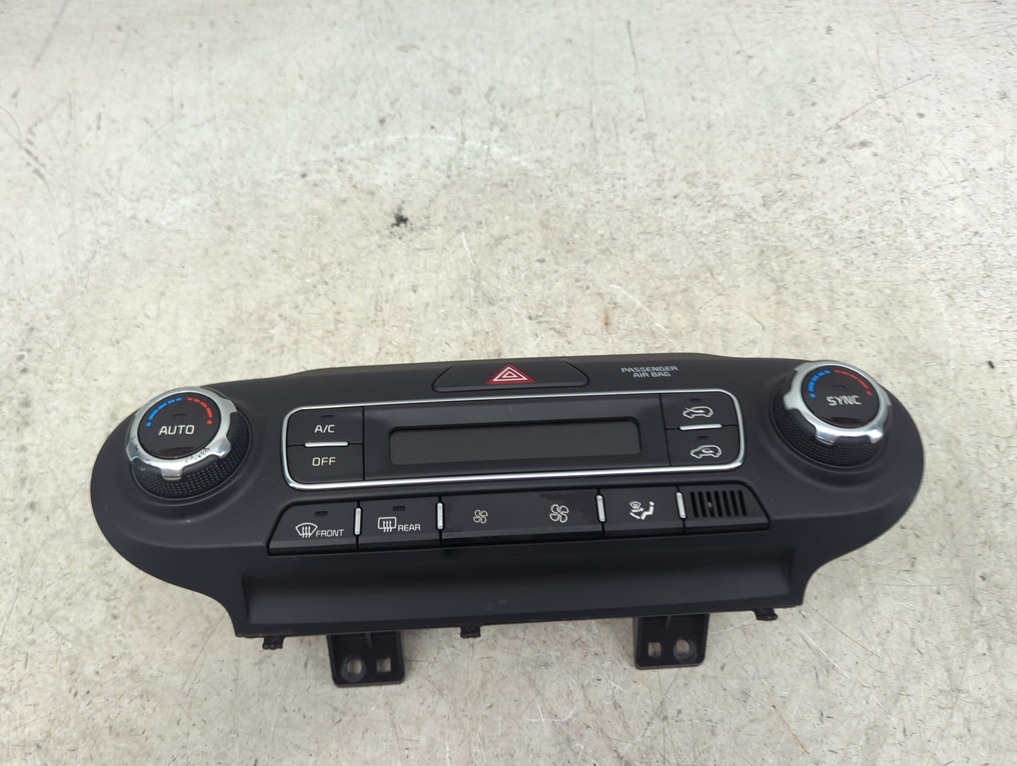 2019 Kia Sorento Climate Control Module Temperature AC/Heater Replacement P/N:97250-C6BA0 97250-C5XXX, 97250-C6XXX Fits OEM 